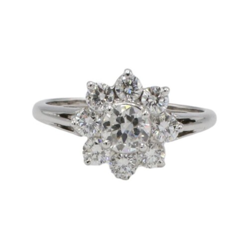 18 Karat White Gold Natural Diamond Cluster Flower Ring
