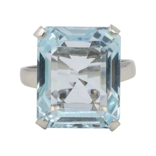 GIA Certified Natural Greenish Blue Aquamarine Gemstone Cocktail Ring